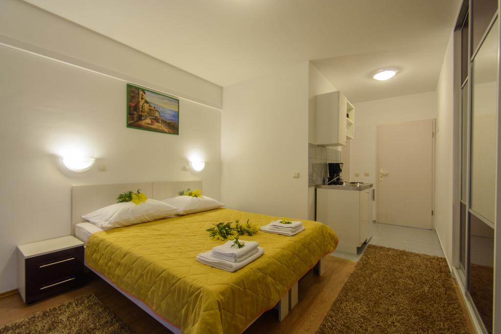 Apartments Mijo Trogir Kamer foto