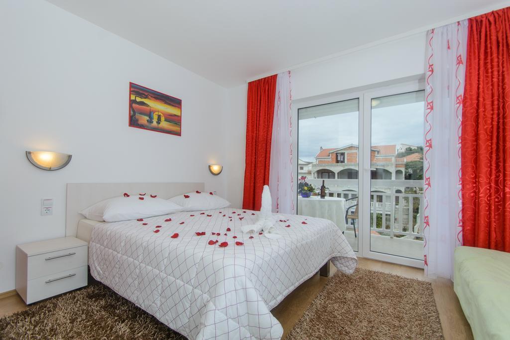 Apartments Mijo Trogir Kamer foto
