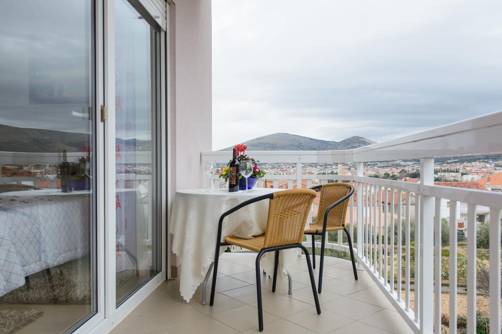 Apartments Mijo Trogir Kamer foto