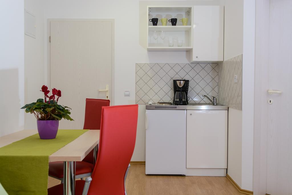 Apartments Mijo Trogir Kamer foto