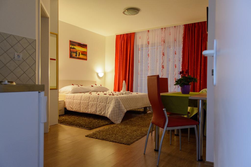 Apartments Mijo Trogir Kamer foto