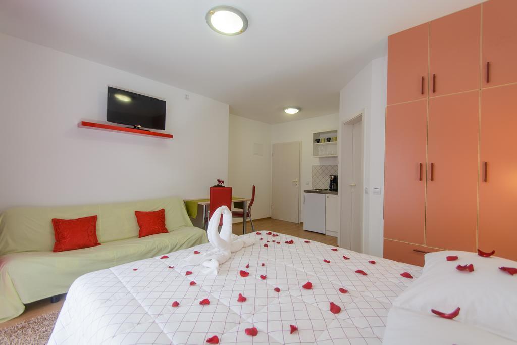 Apartments Mijo Trogir Kamer foto