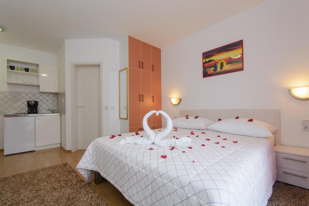 Apartments Mijo Trogir Kamer foto