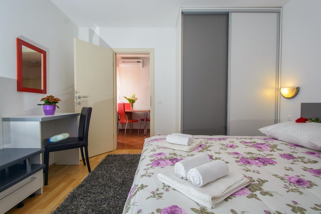 Apartments Mijo Trogir Kamer foto